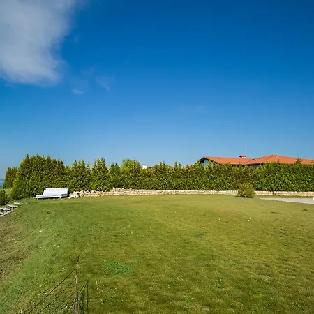 빌라 Private First Line With Sea View In Blacksearama Golf A Location Privacy Pool *